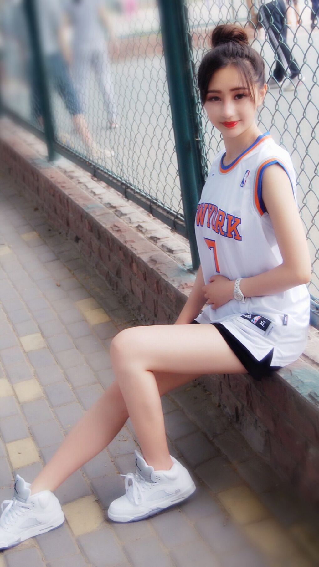 伊朗队前锋苏亚雷斯在巴黎奥运会上表现出色,苏亚雷斯转会巴黎