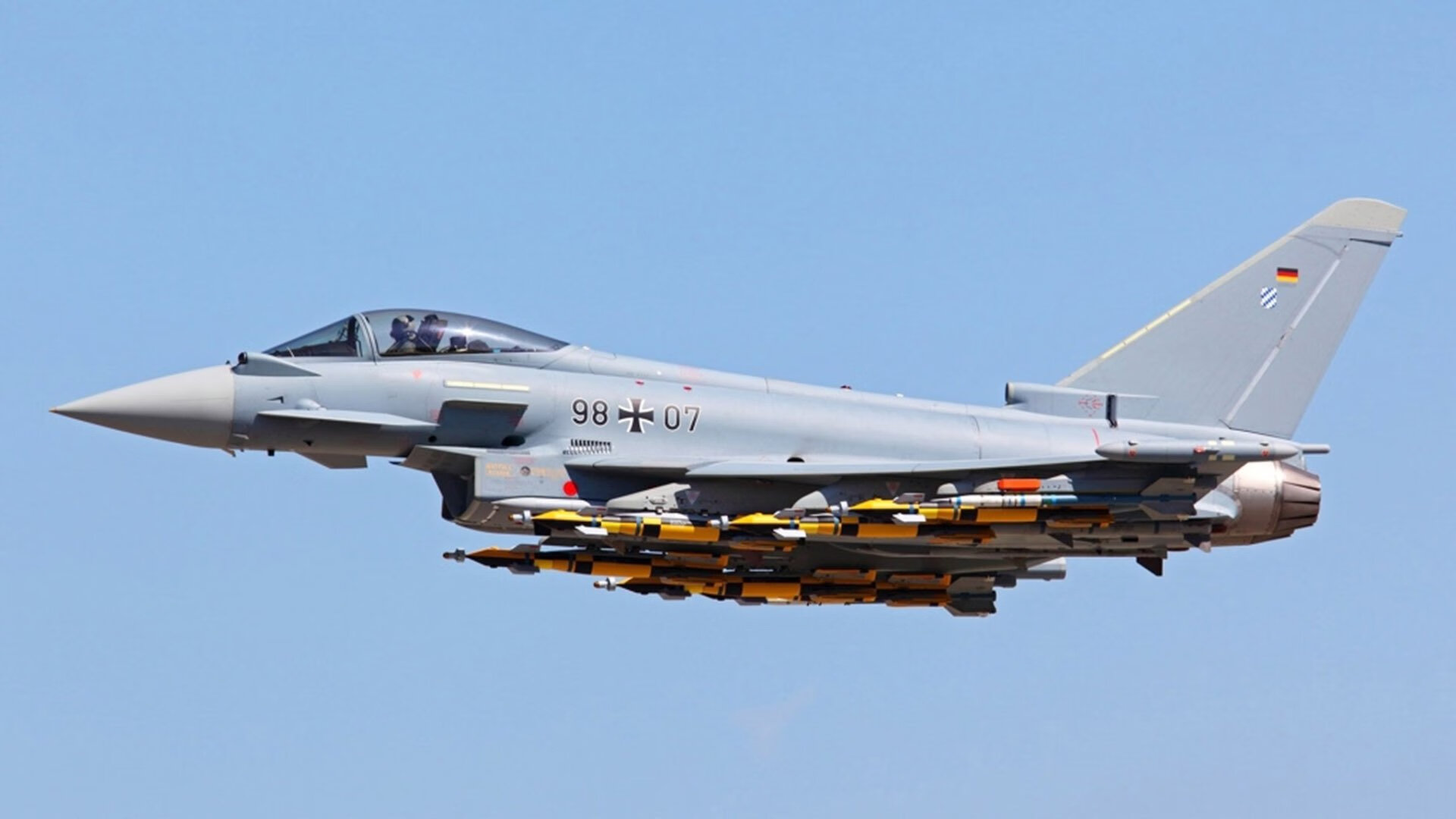 Kaiyun官方登录入口-比勒菲尔德稳健战术带来胜利，比勒菲尔德队