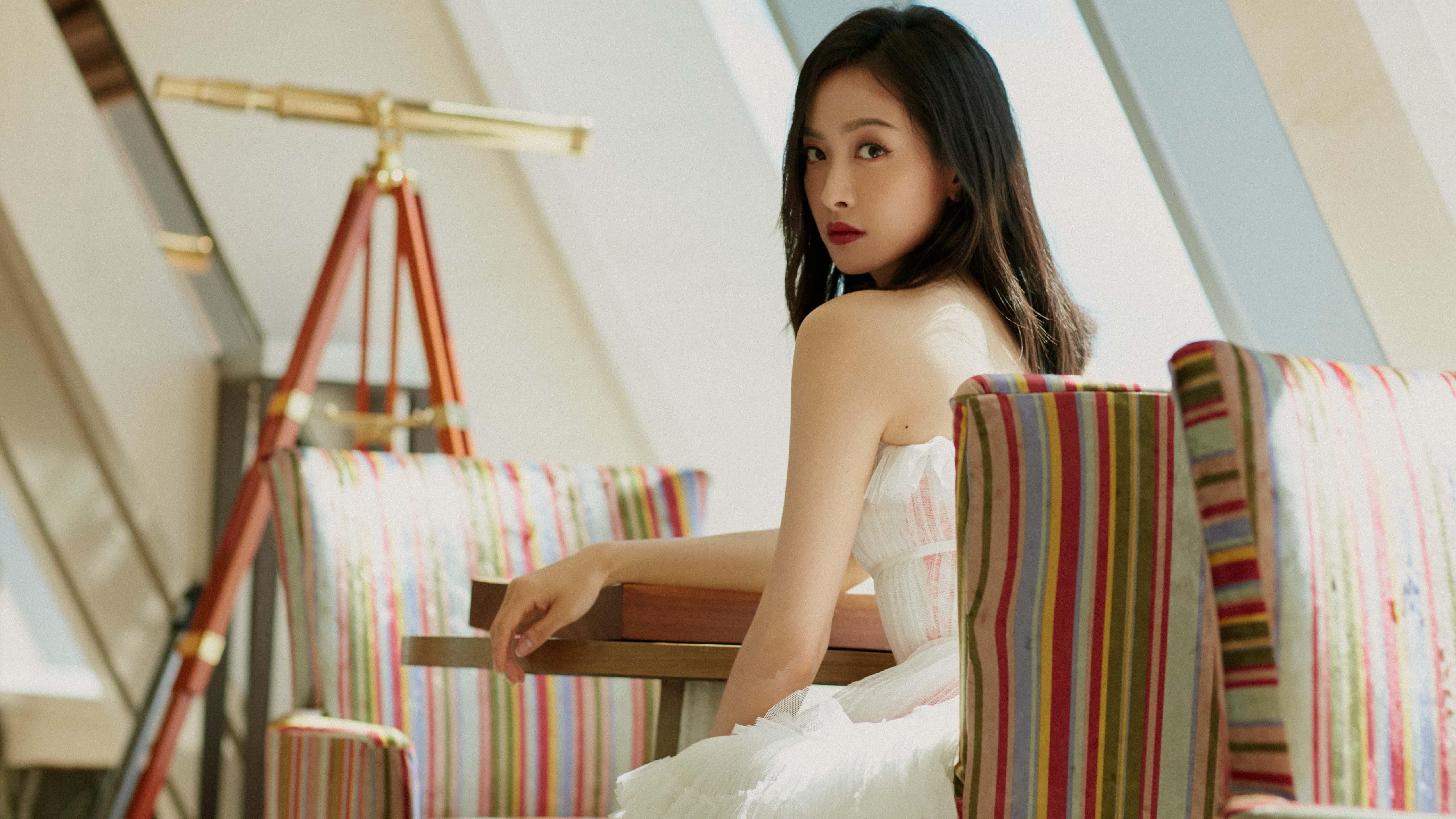 开云体育-辽宁队新援首秀大放异彩，助力球队冲击季后赛，辽宁火速签下新外援