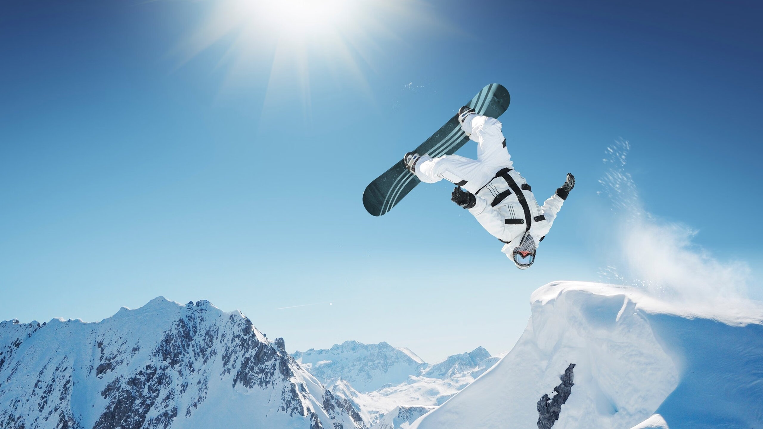 开云官方-全球电竞产业链协作机制的优化与发展趋势分析，电竞产业布局